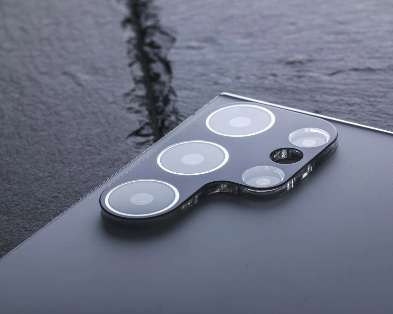 Samsung Galaxy S25 Ultra - Glass Camera Lens Protector 5 Samsung Galaxy S25 Ultra - Glass Camera Lens Protector - Image 5