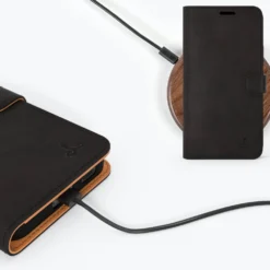 Samsung Galaxy S22 Plus - Vintage Leather Wallet Phone Case -Union Store Black 2022 02 07T161317.229