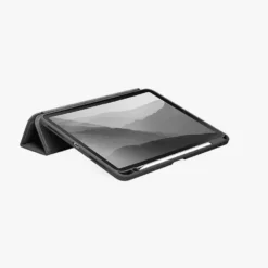 Uniq Moven -Union Store Moven iPad11thBlack 01 Lores