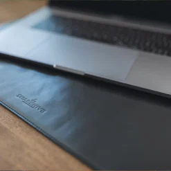 Metro Leather Desk Mat - Medium -Union Store SnakehiveLeatherDeskMatMedium5