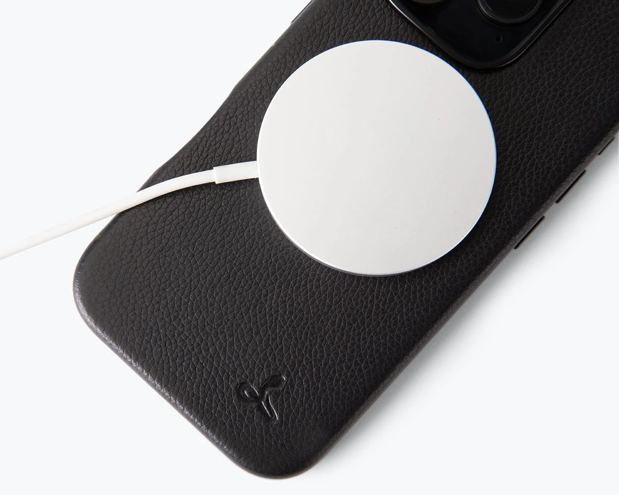 Apple IPhone 16 Pro - Metro Leather Bumper Phone Case 11 Apple IPhone 16 Pro - Metro Leather Bumper Phone Case - Image 11