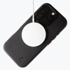 Apple IPhone 16 Pro Max - Metro Leather Bumper Phone Case -Union Store studio 4383